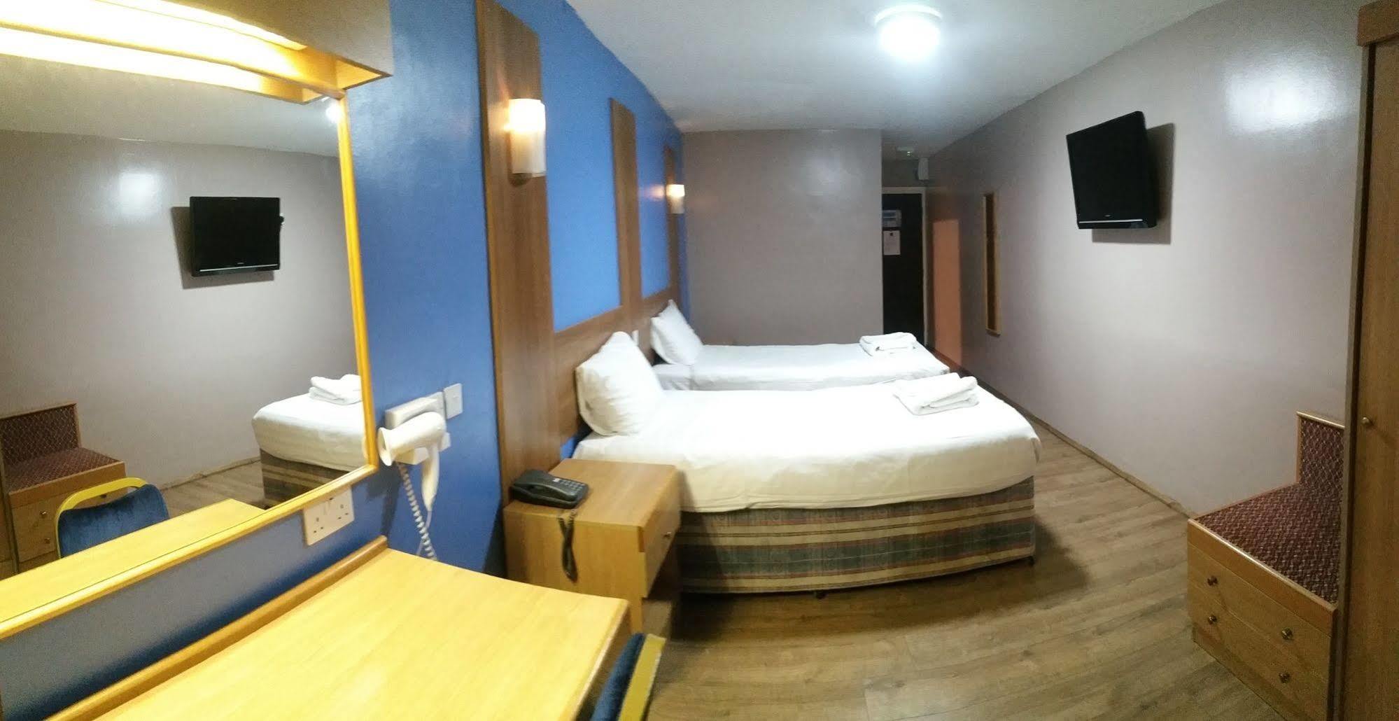 โรงแรมกิลสัน Kingston upon Hull ภายนอก รูปภาพ